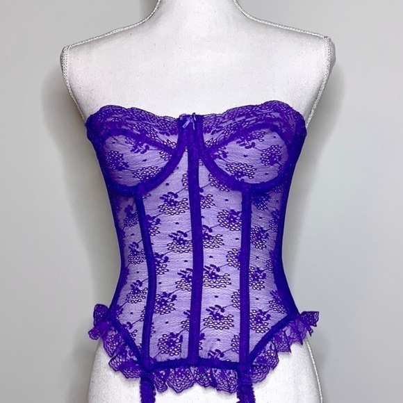 Victoria's Secret Other - Vintage Victoria’s Secret Strapless Lace Bustier